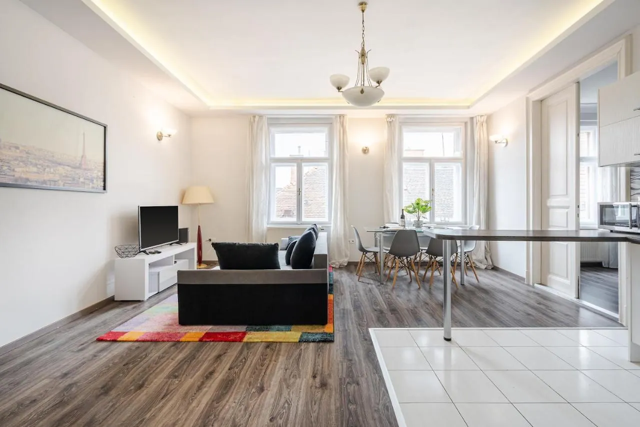 ブダペストSzentkiralyi Apartman 2アパートメント